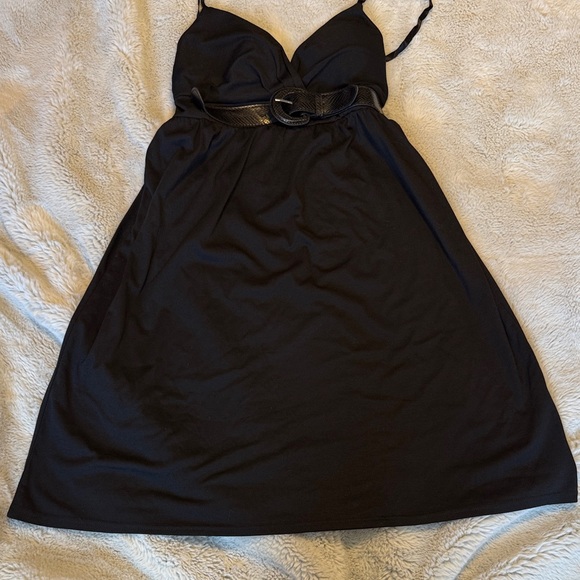 Black Planet Gold Dress with Belt - Picture 2 of 8